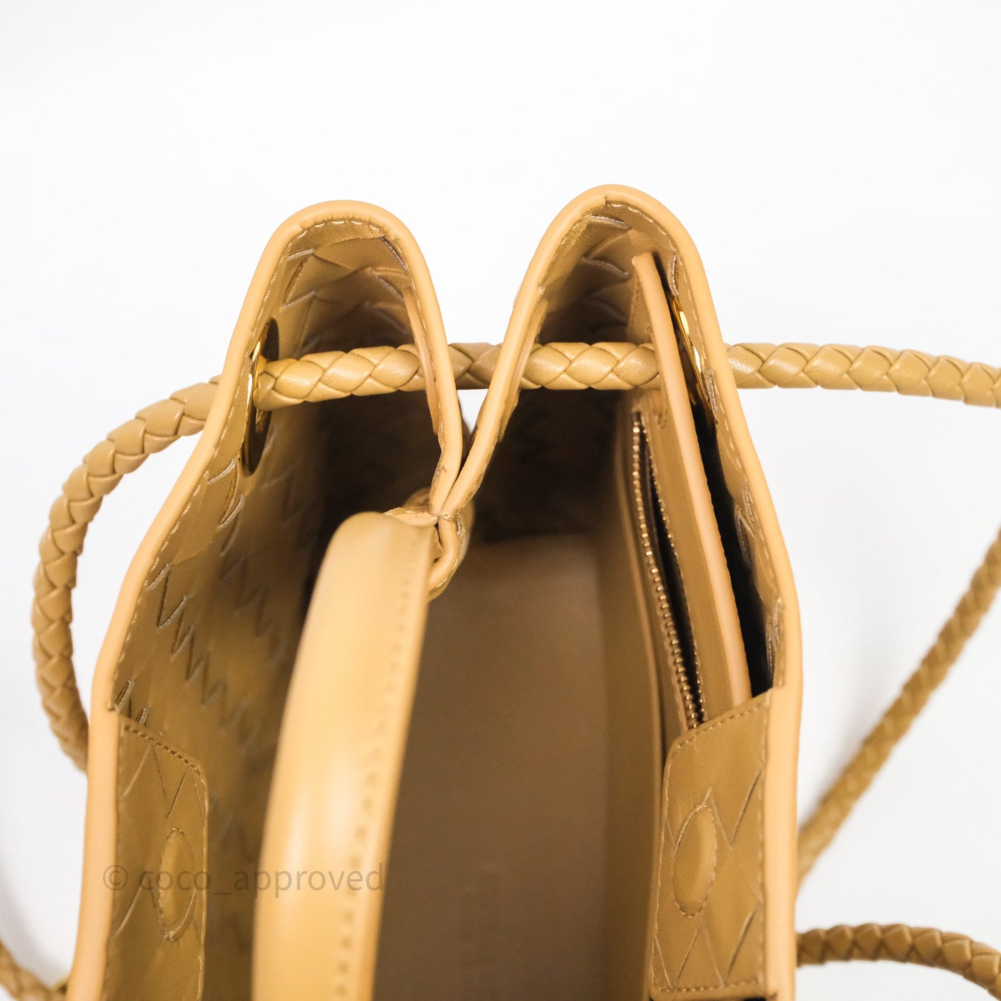 Bottega Veneta Small Andiamo Bag Dark Praline Intrecciato Lambskin