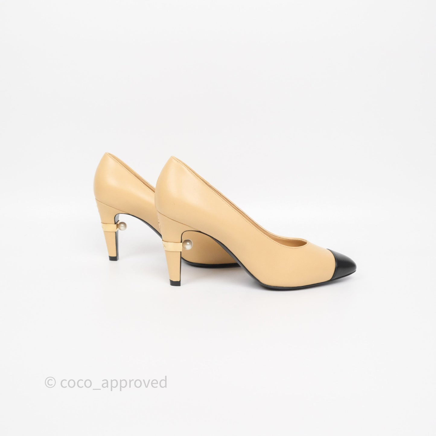 Chanel Beige Toe Pointed Black Pump Heels With Pearl Size 36.5C