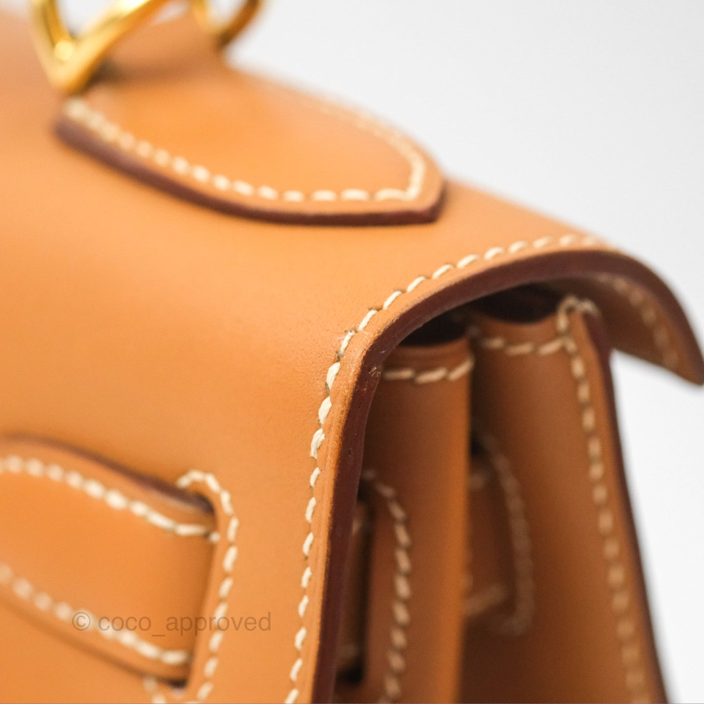 Hermès Vintage Kelly 28 Sellier Gold Calf Gold Hardware