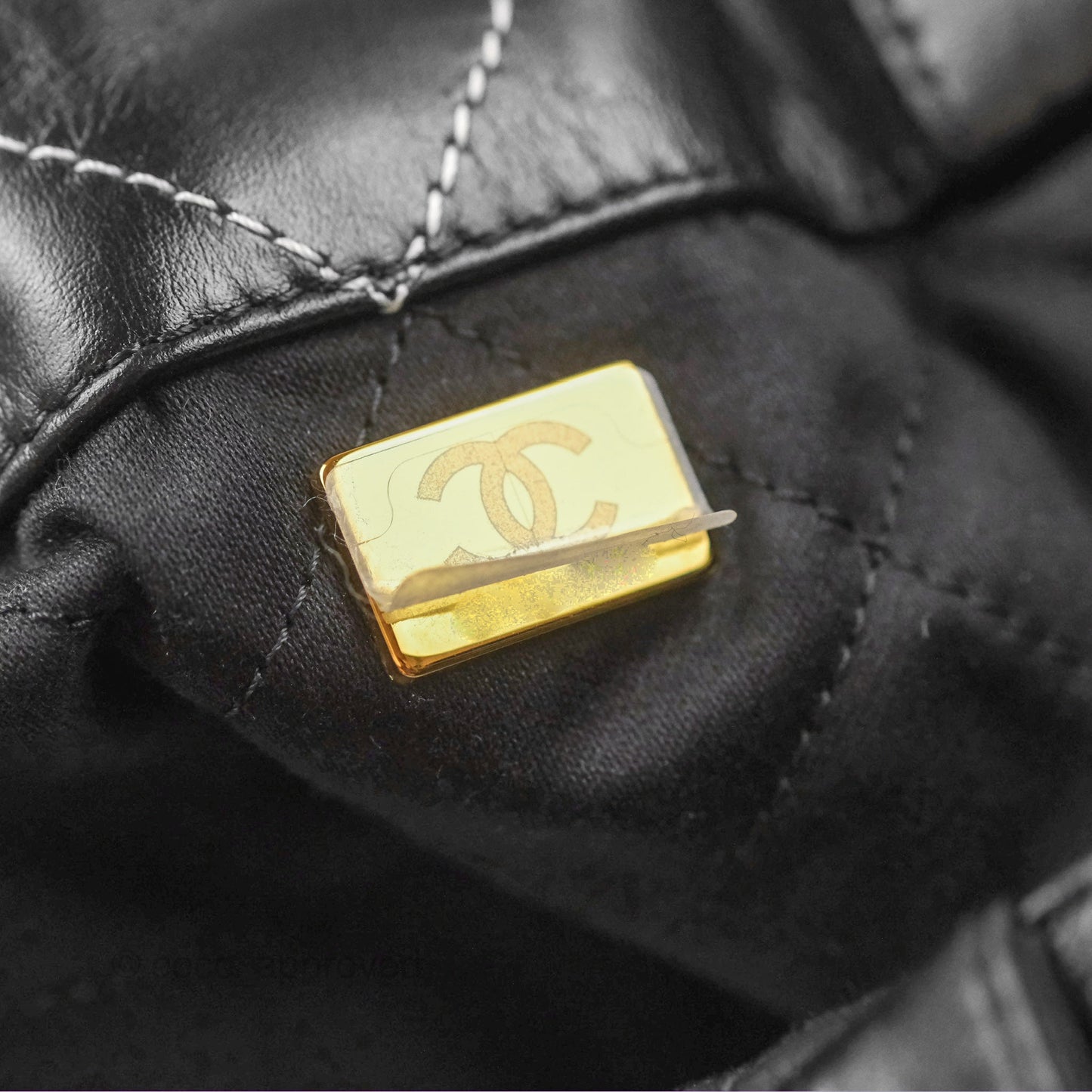 Chanel 22 Medium Shiny Calfskin Quilted Backpack Black