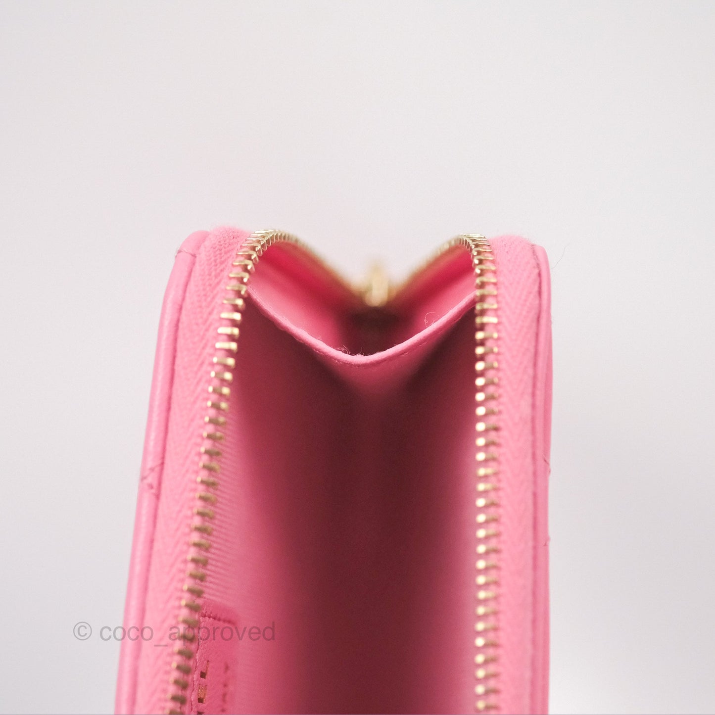 Chanel Quilted Zip Card Holder Pink Lambskin Gold Hardware 23S