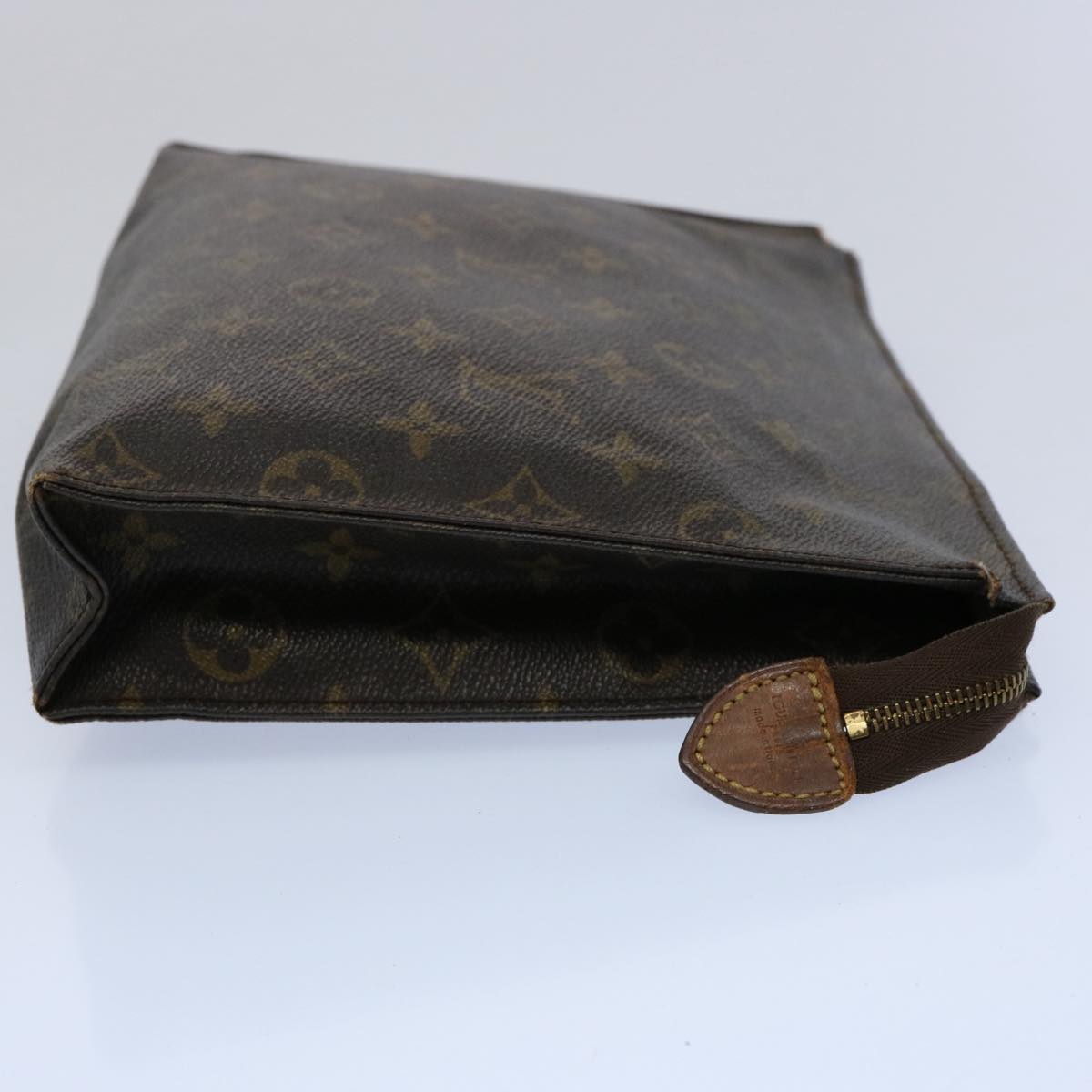 LOUIS VUITTON Monogram Poche Toilette 26 Pouch M47542 LV 61208
