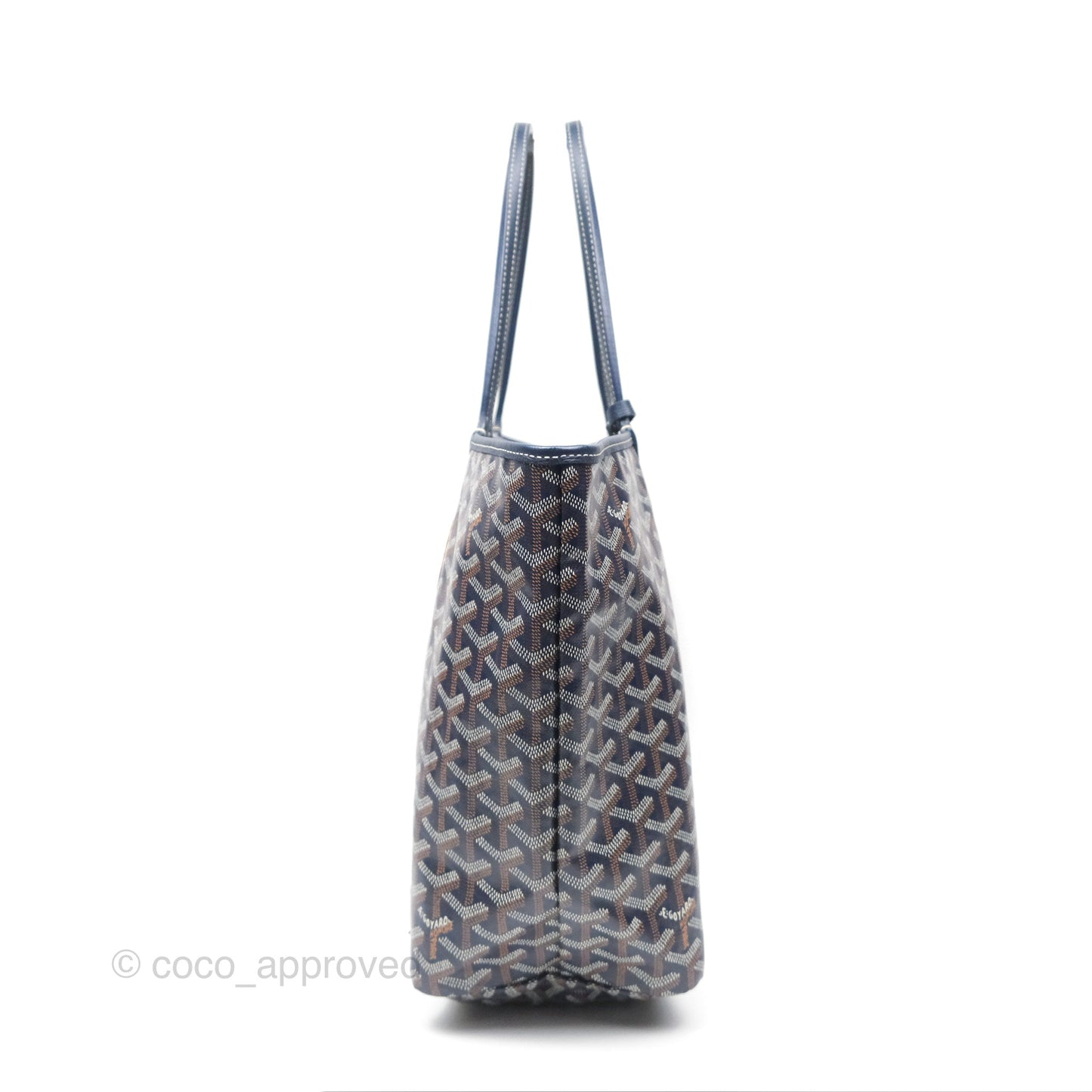 Goyard St Louis Tote PM ⁣⁣⁣⁣⁣⁣⁣⁣⁣⁣⁣⁣⁣⁣⁣⁣⁣⁣⁣⁣Navy