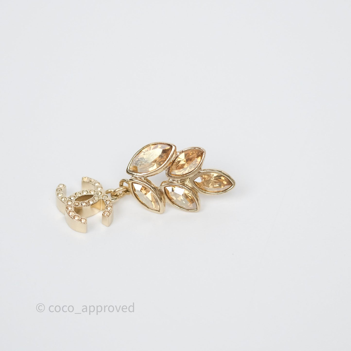 Chanel Crystal Leafy CC Earrings Gold Tone 22K