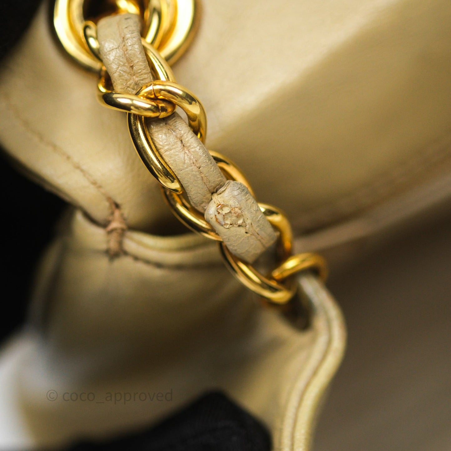 Chanel Vintage CC Flap Bag Beige Lambskin Gold Hardware