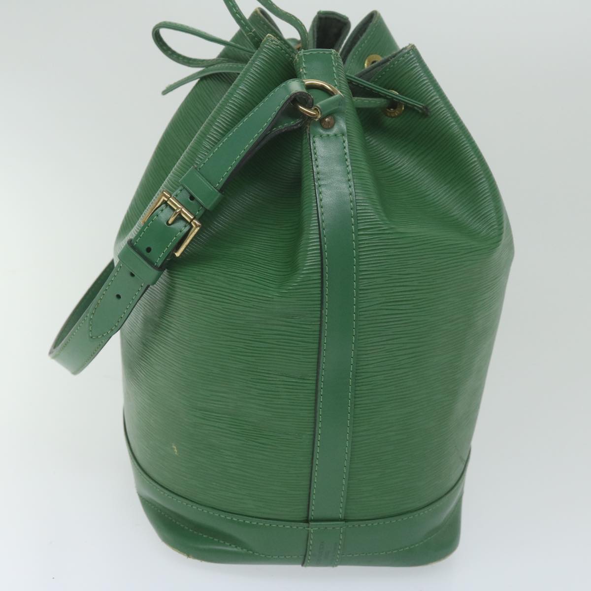 LOUIS VUITTON Epi Noe Shoulder Bag Green M44004 LV 61811