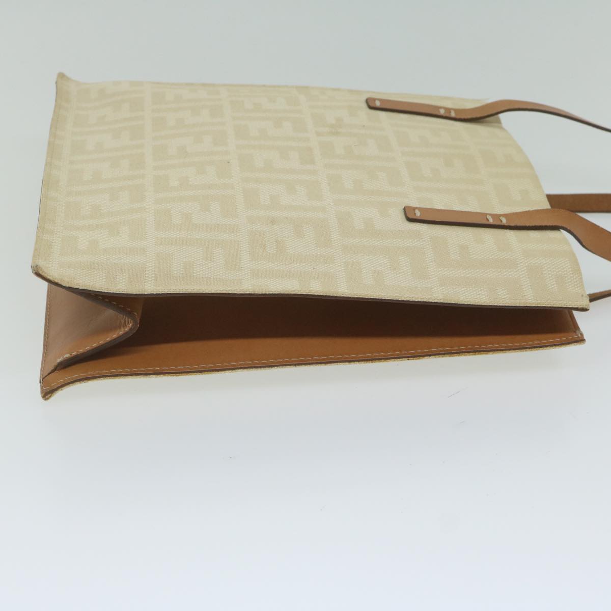 Luxury FendiZucca Canvas Tote Bag Beige61947