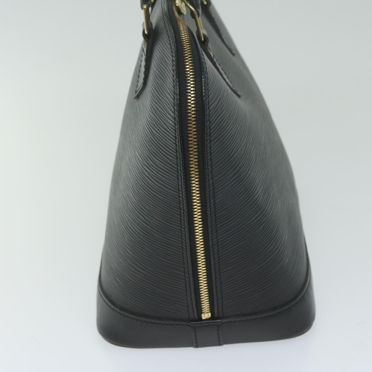 LOUIS VUITTON Epi Alma Hand Bag Black M52142 LV 61952