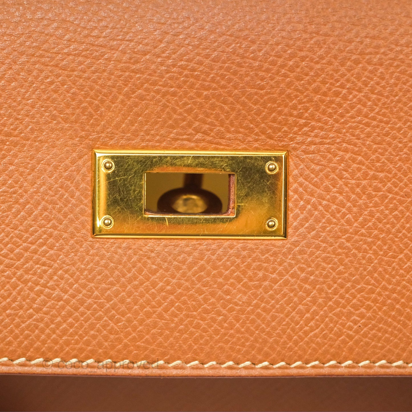 Hermès Kelly 32 Sellier Gold Epsom Gold Hardware