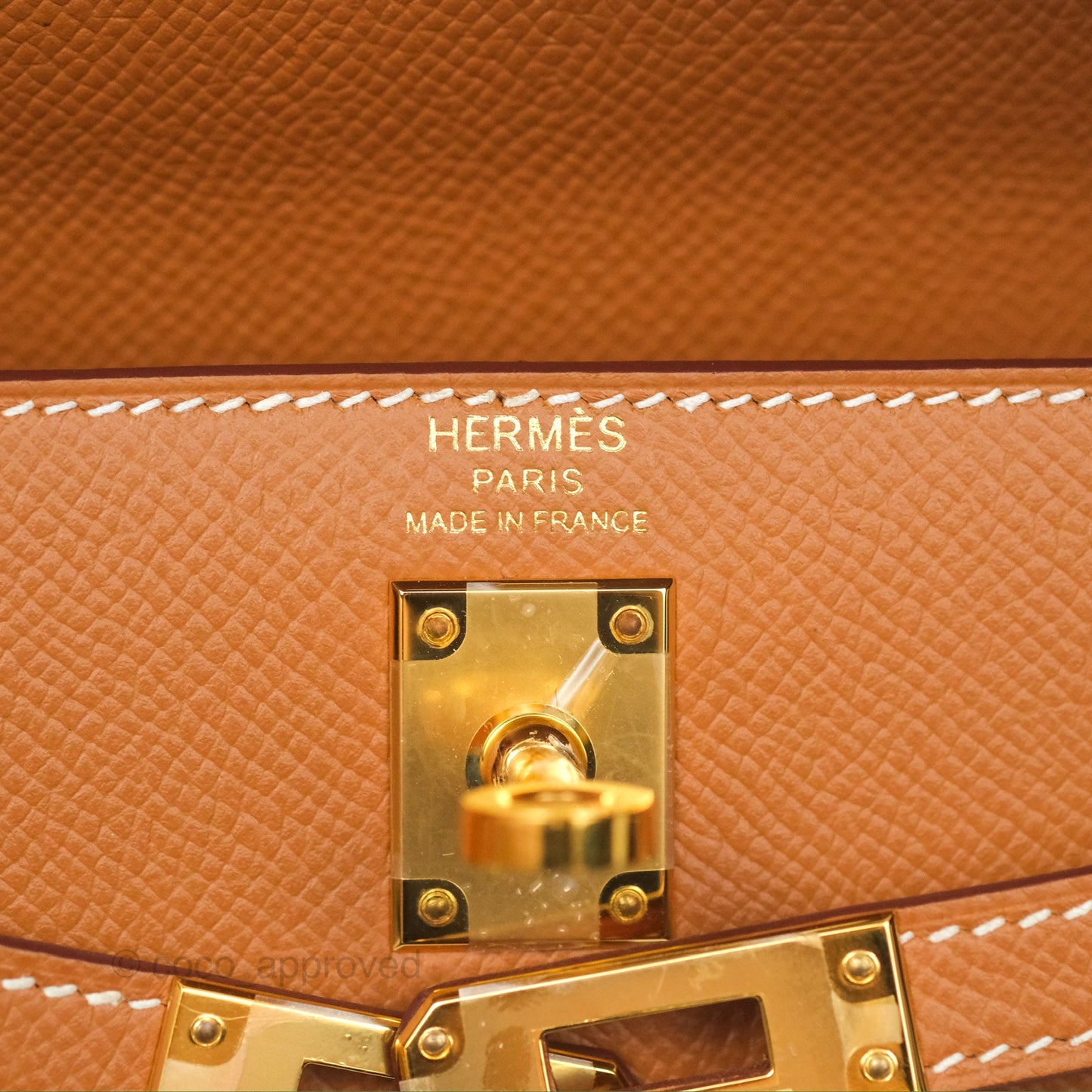 Hermès Kelly 25 Sellier Gold Epsom Gold Hardware