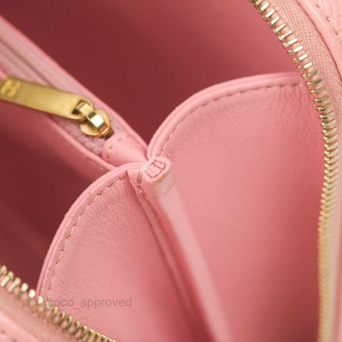 Chanel Quilted Medium CC Filigree Vanity Case Pink Caviar Gold Hardware