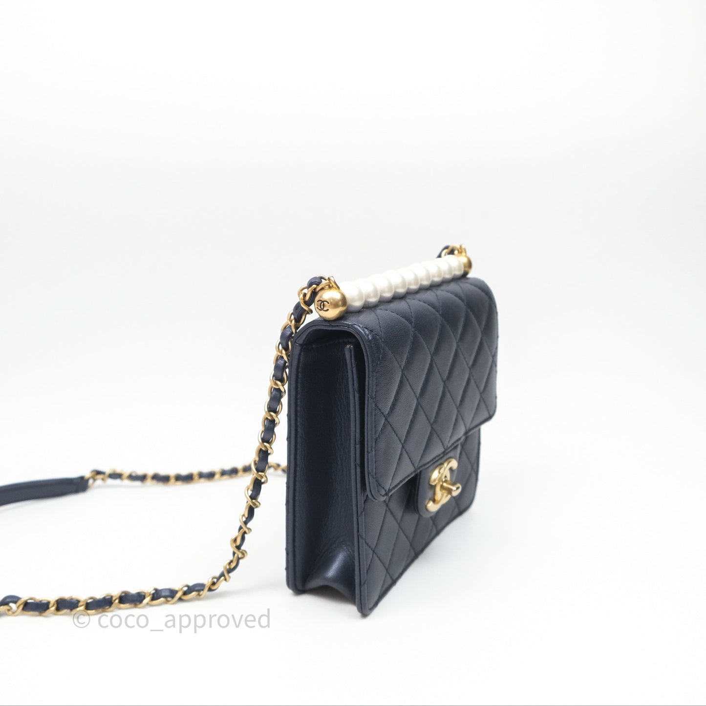 Chanel Quilted Chic Pearls Flap Iridescent Navy Goatskin Aged Gold Hardware