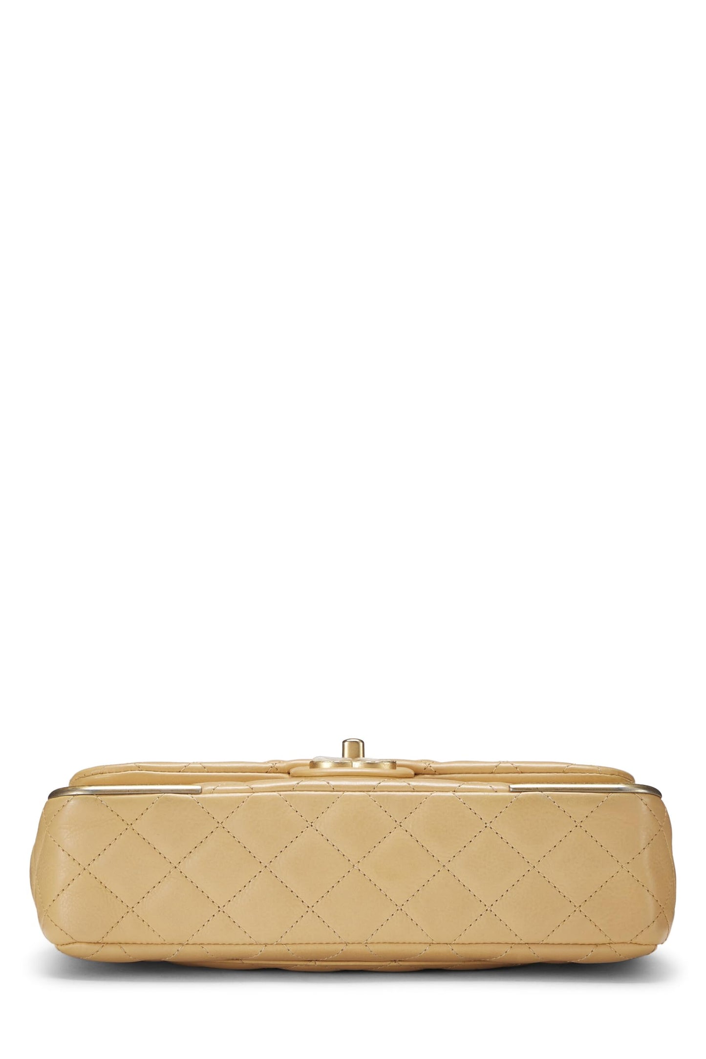 Chanel,  Paris-Cosmopolite Beige Chevron Lambskin Rock the Corner Flap Bag Medium, Beige