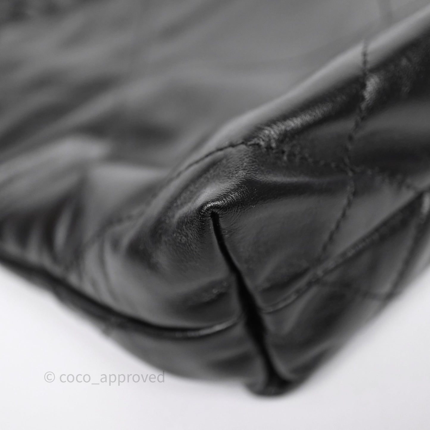 Chanel 22 Mini Bag Black Crumpled Calfskin