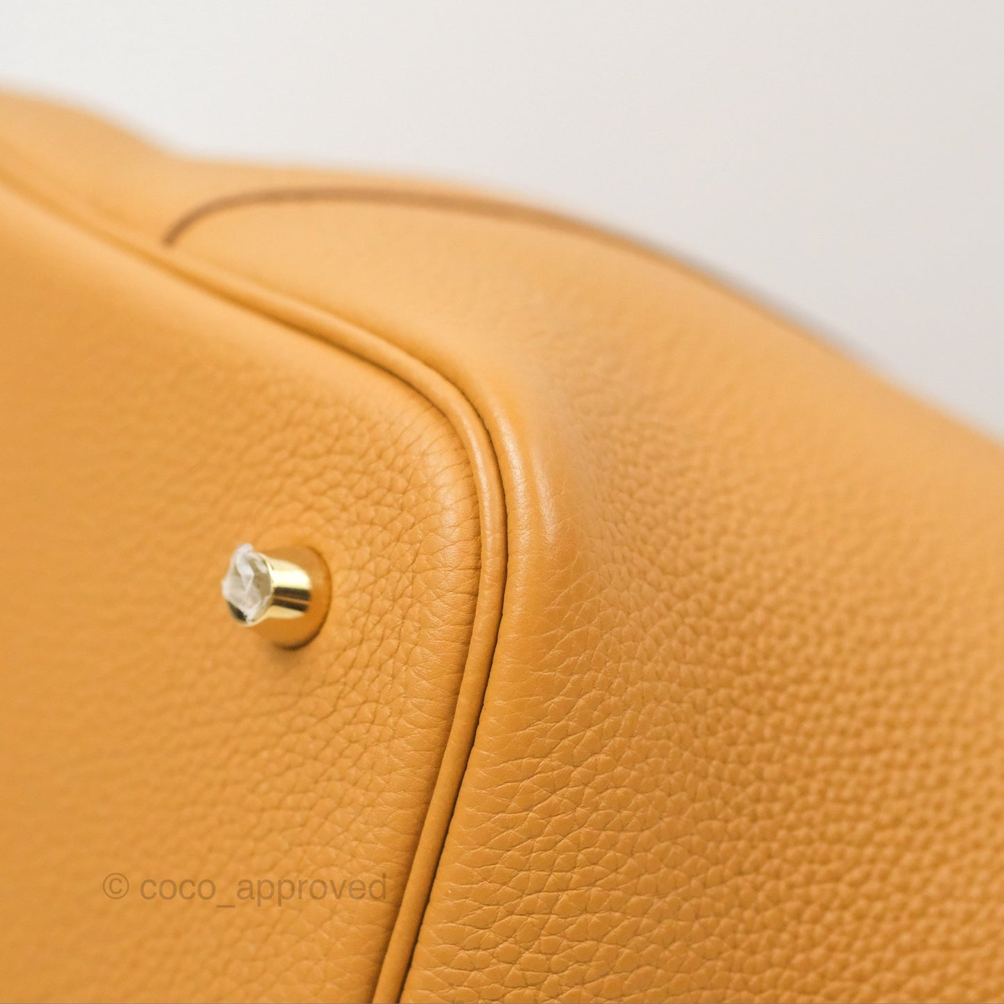 Hermès Picotin Lock 22 Sesame 2S TM Taurillon Maurice Gold Hardware