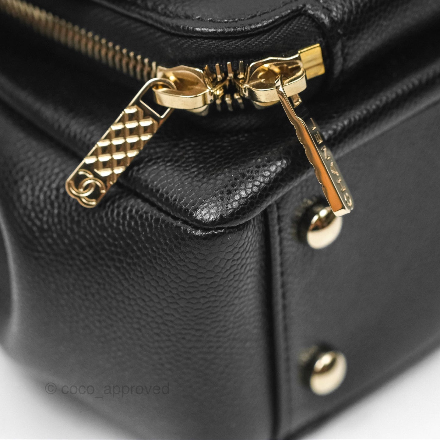 Chanel Quilted Medium Business Affinity Flap Black Caviar Light Gold Hardware