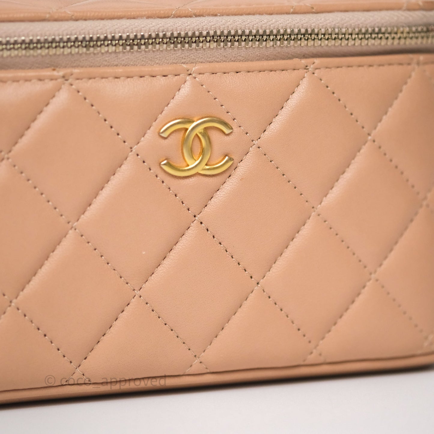 Chanel Vanity Rectangular Top Handle Beige Lambskin Aged Gold Hardware