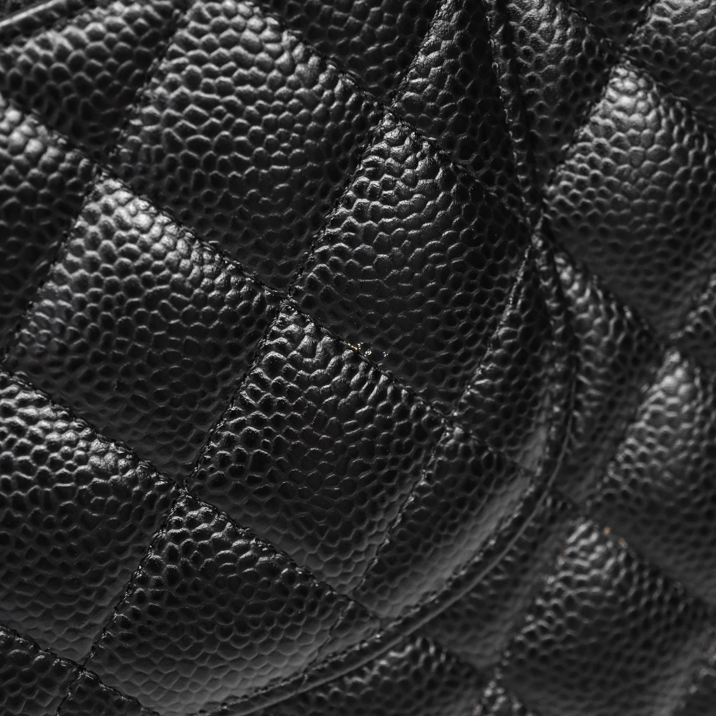 Chanel Quilted Classic M/L Medium Flap Black Caviar Gold Hardware