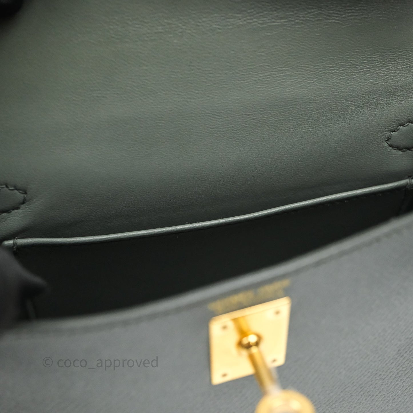 Hermès Mini Kelly Vert Amande 63 Epsom Gold Hardware