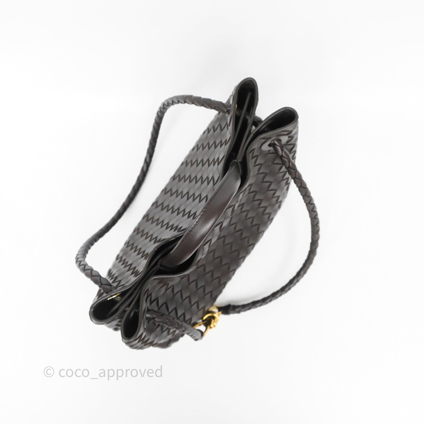 Bottega Veneta Medium Andiamo Bag Fondant Brown Intrecciato Lambskin