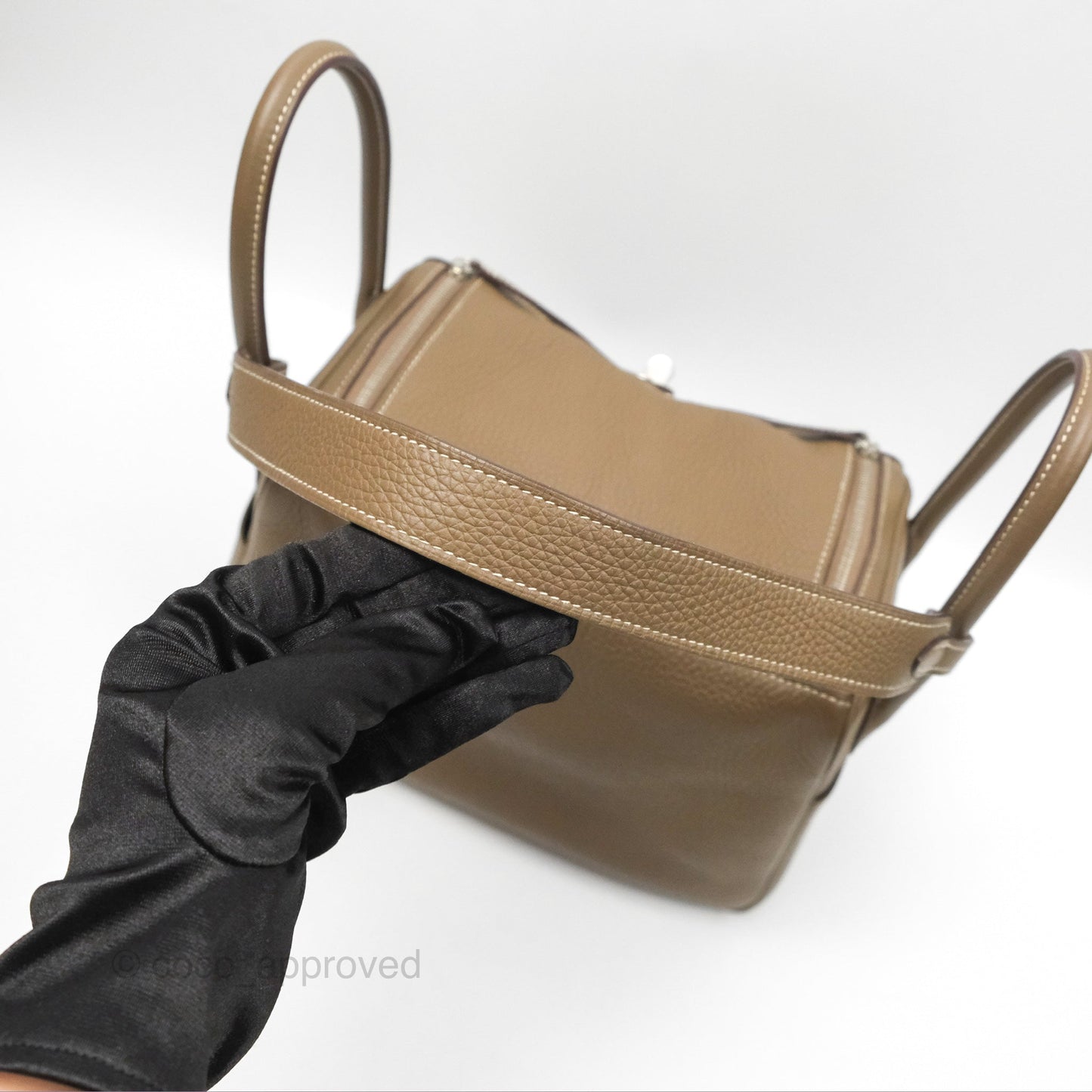 Hermès Lindy 26 Etoupe Clemence Palladium Hardware