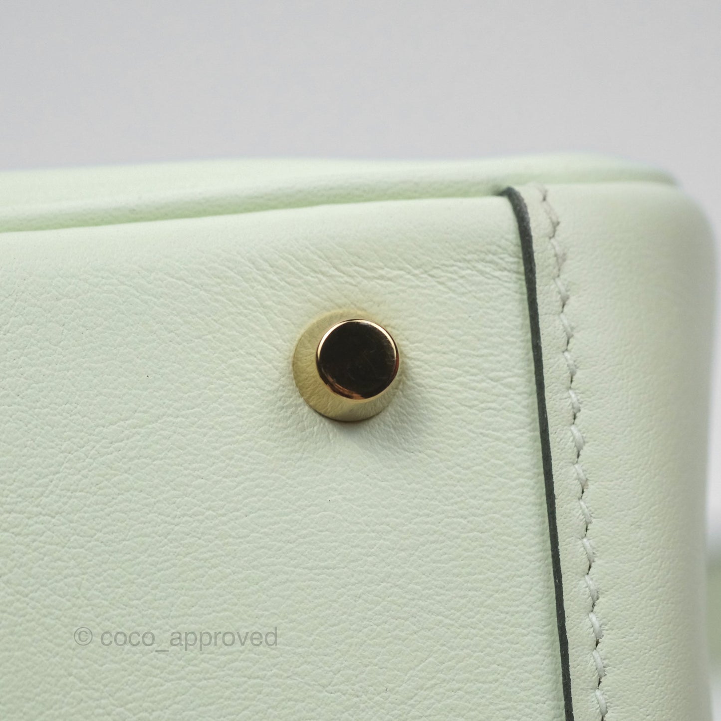 Hermès Mini Lindy Touch Vert Fizz 0S Swift Alligator Handle Gold Hardware
