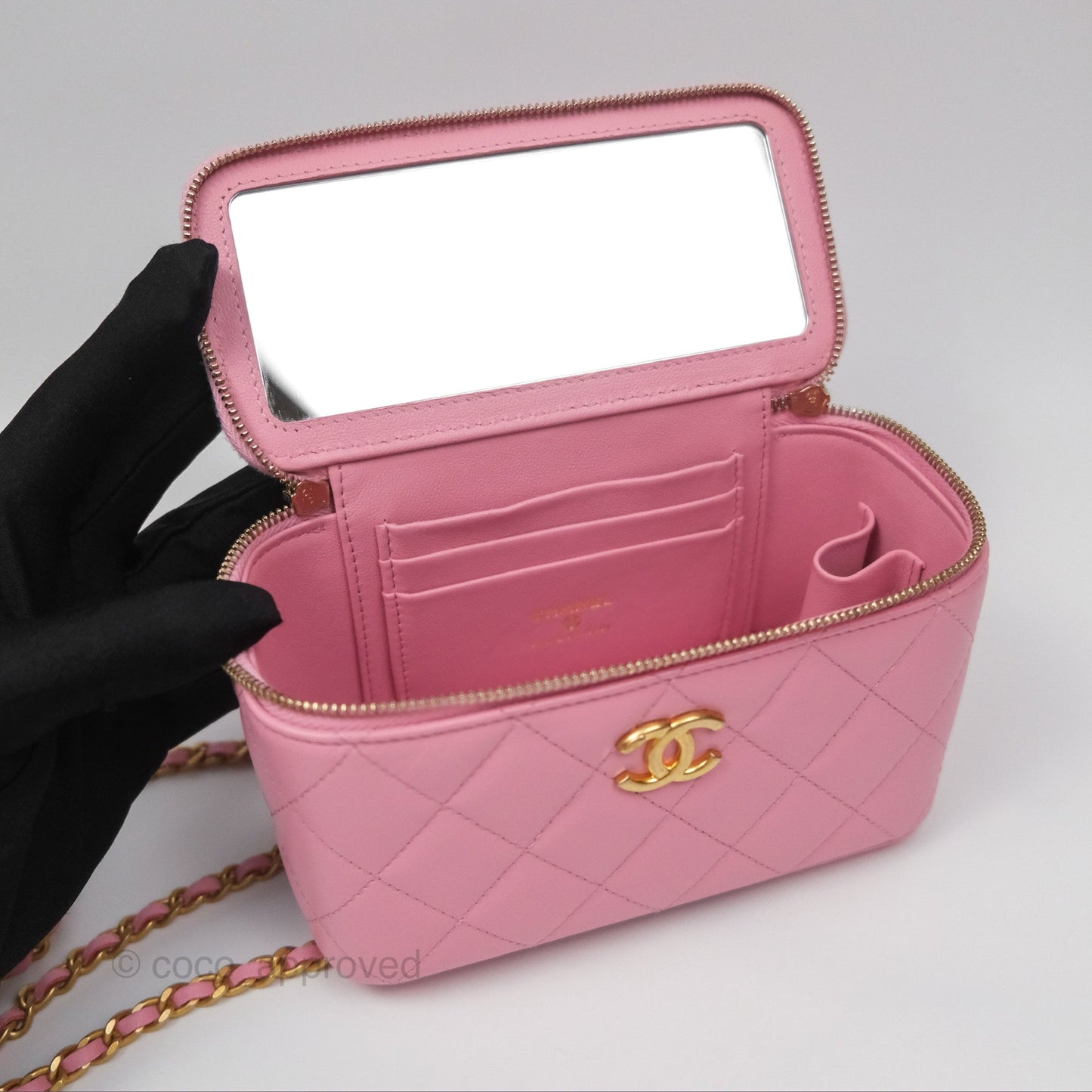 Chanel Vanity Rectangular with Top Handle Pink Lambskin Aged Gold Hardware