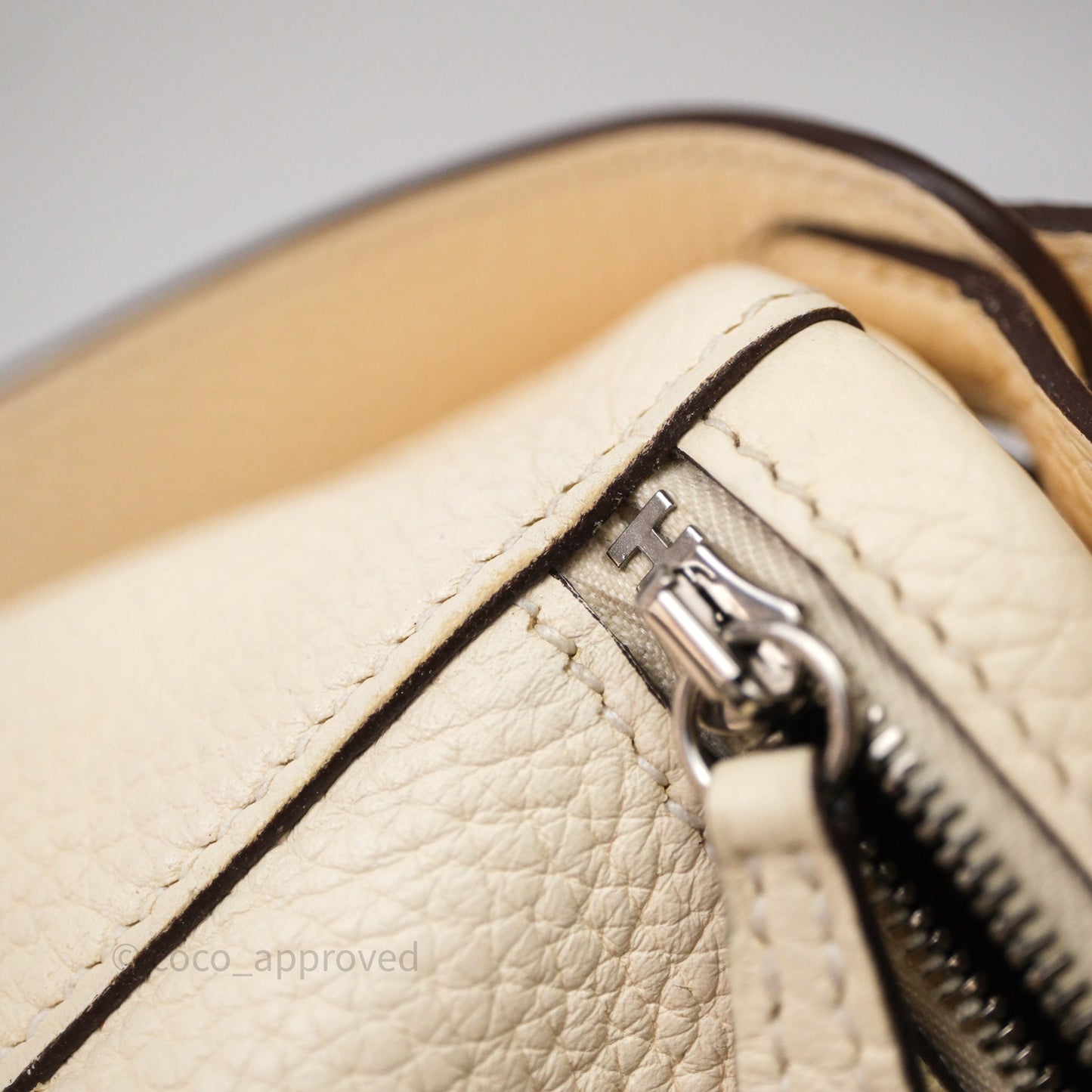 Hermès Lindy 26 Nata I2 Taurillon Clemence Palladium Hardware