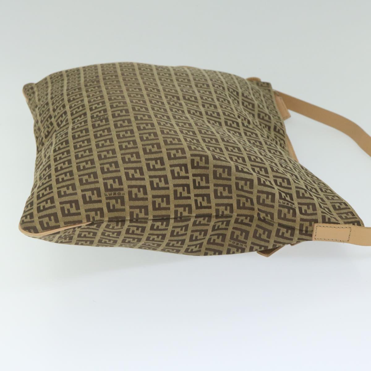 Luxury FendiZucchino Canvas Shoulder Bag Beige62857