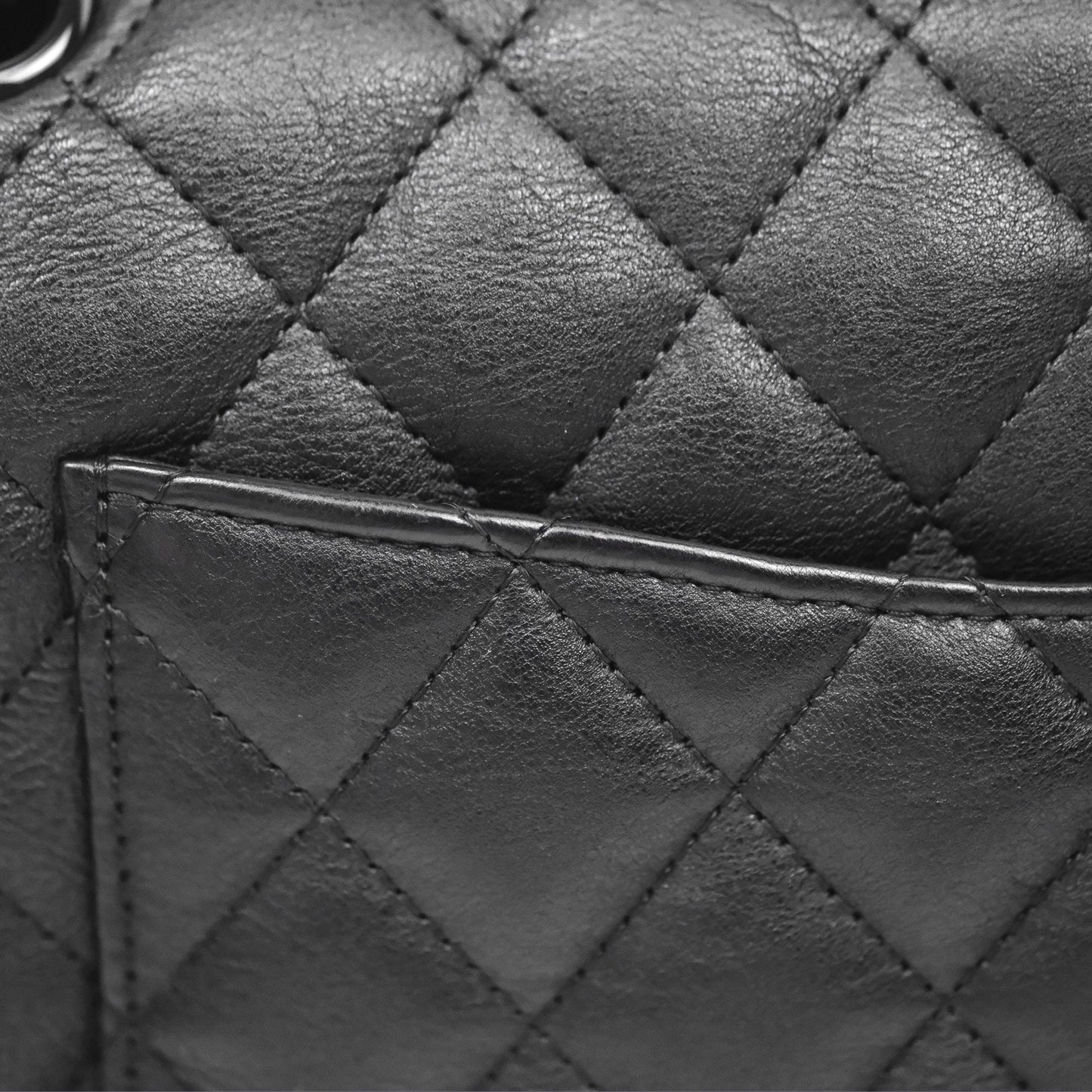 Chanel Classic Quilted M/L Medium Double Flap So Black Calfskin