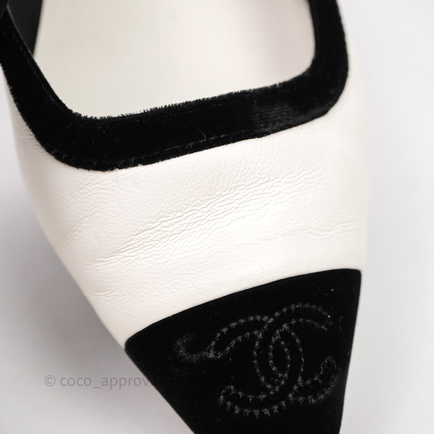 Chanel Mary Janes Flats White/Black Size 39.5