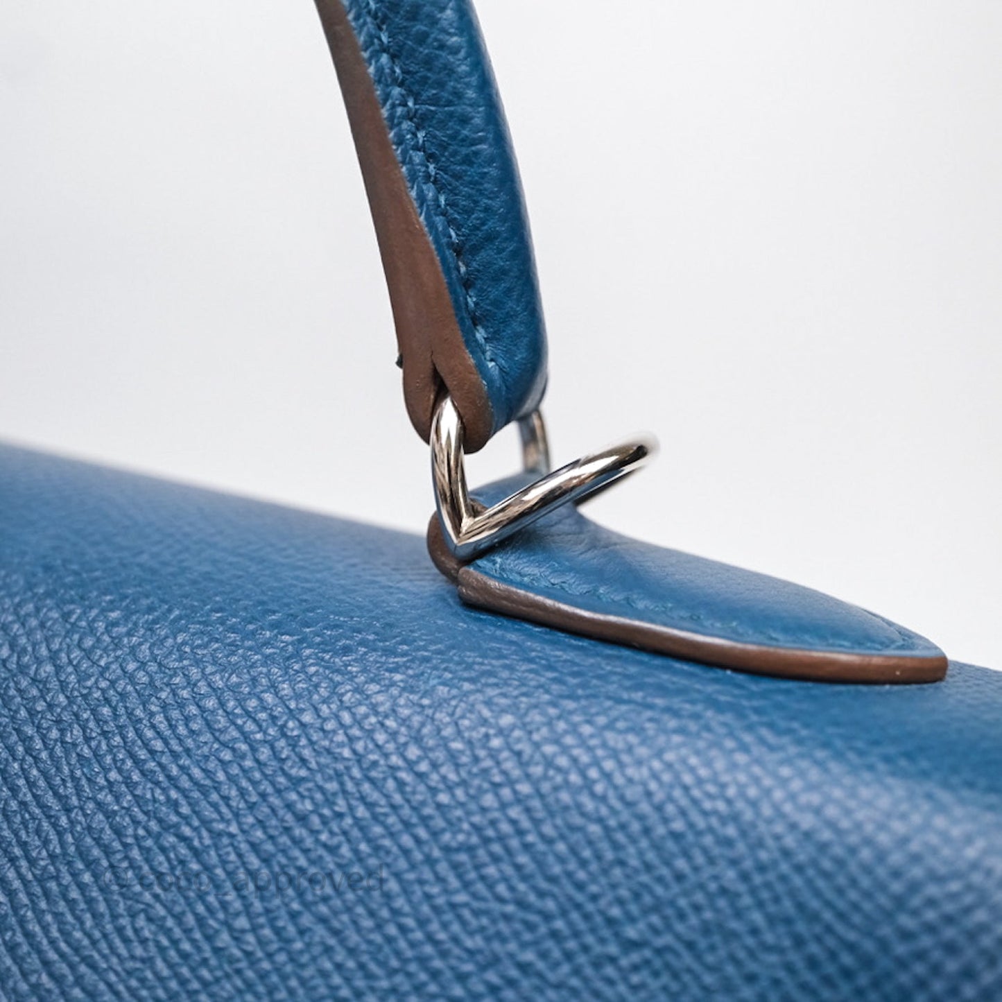 Hermès Kelly 32 Sellier Bleu Thalassa 7A/ White Epsom Palladium Hardware