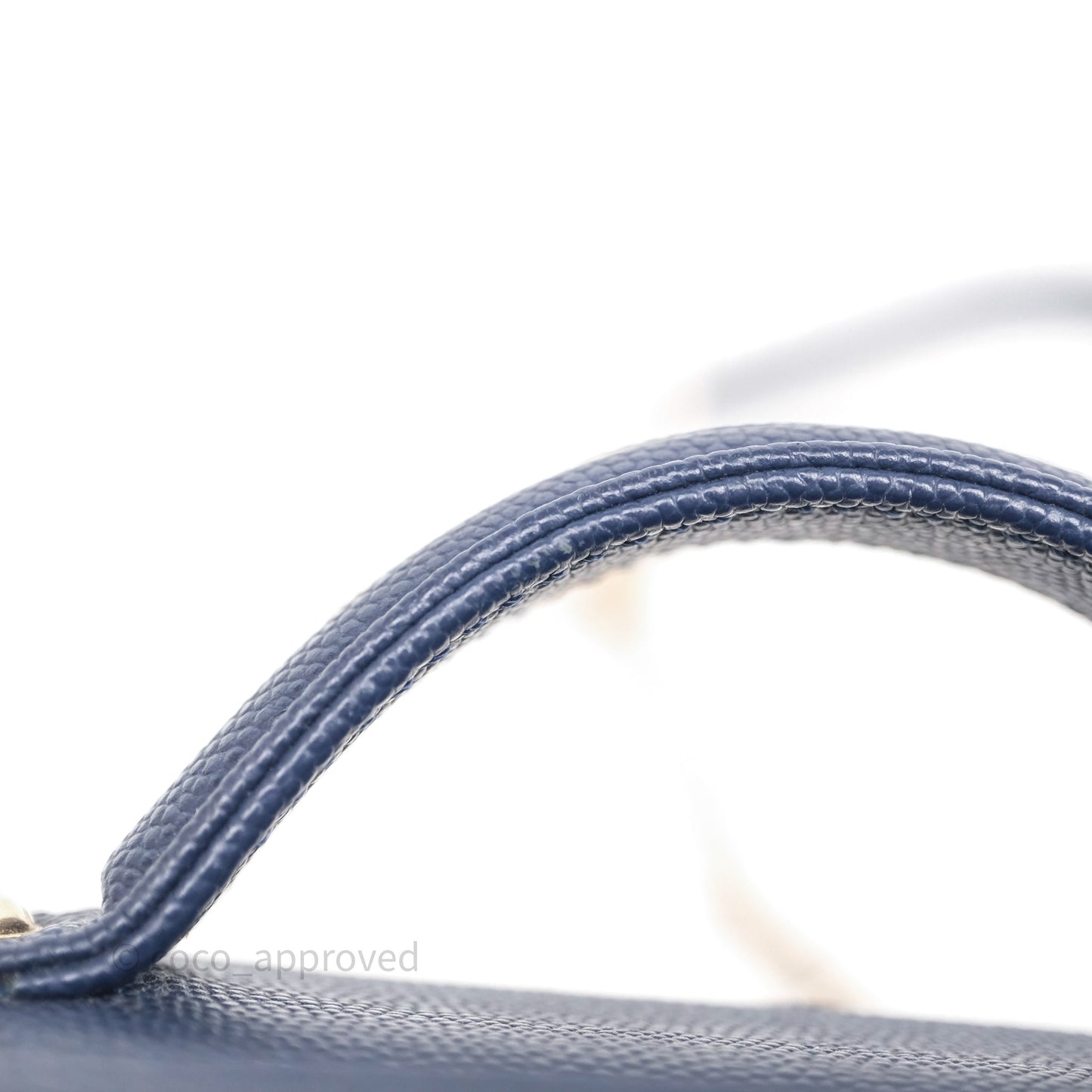 Chanel Quilted Small CC Filigree Vanity Case Navy Caviar Gold Hardware