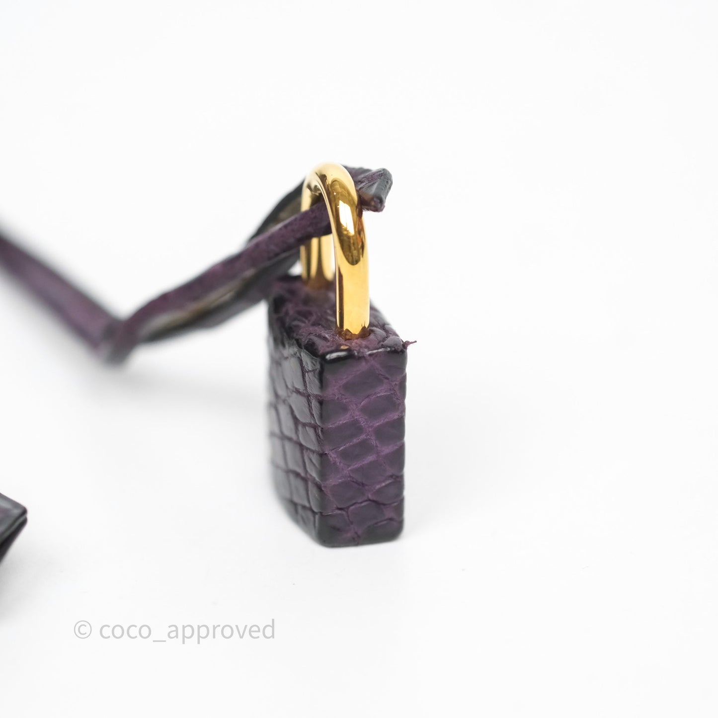 Hermès Kelly 28 Purple Crocodile Gold Hardware