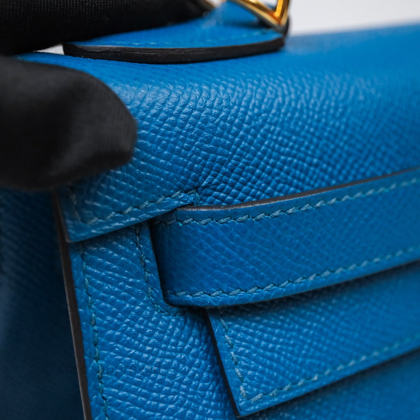 Hermès Kelly 28 Blue Epsom Gold Hardware