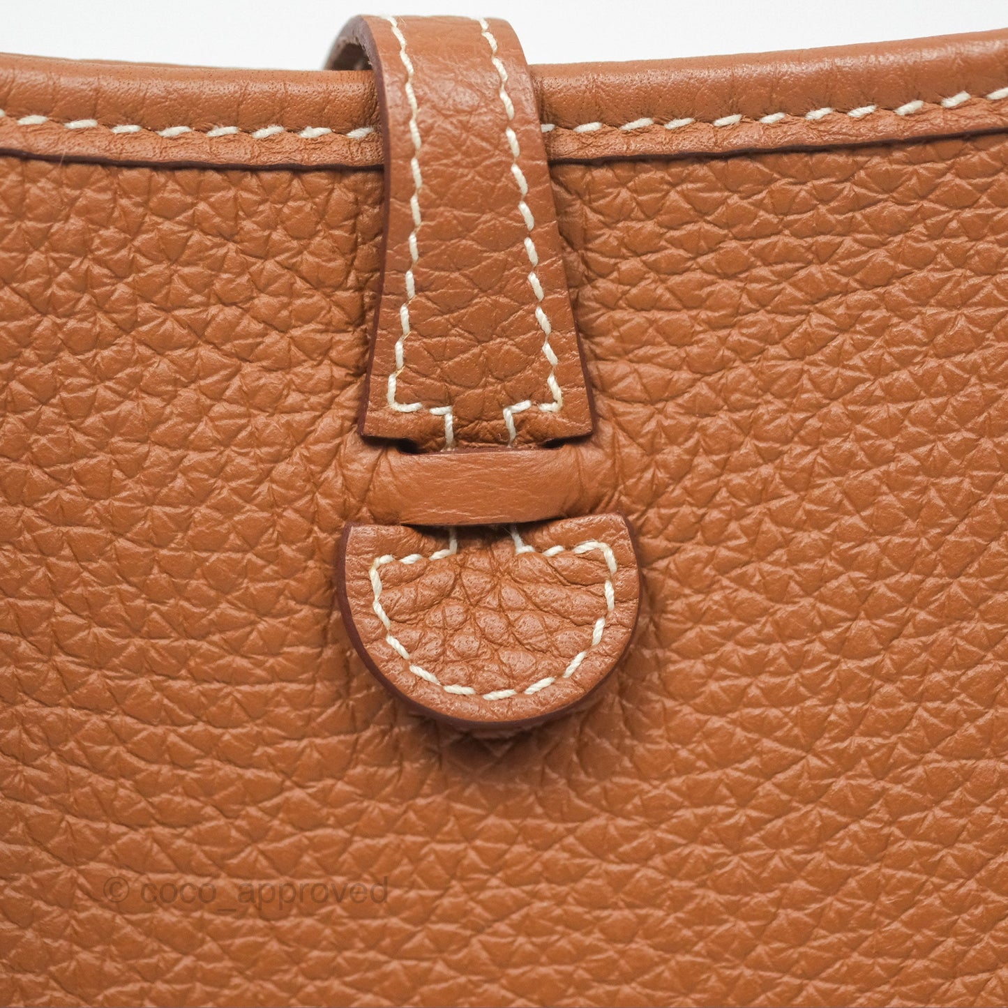 Hermès Mini Evelyne 16 Gold Clemence Gold Hardware