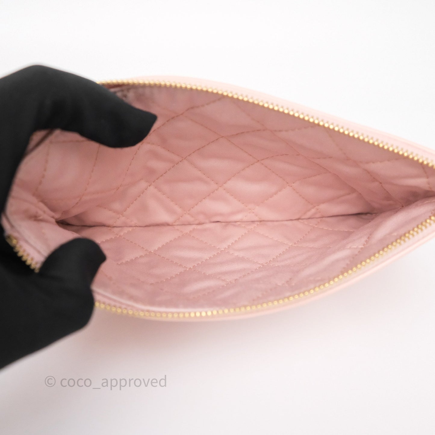 Chanel 22 Medium Pink Crumpled Calfskin Aged Gold Hardware