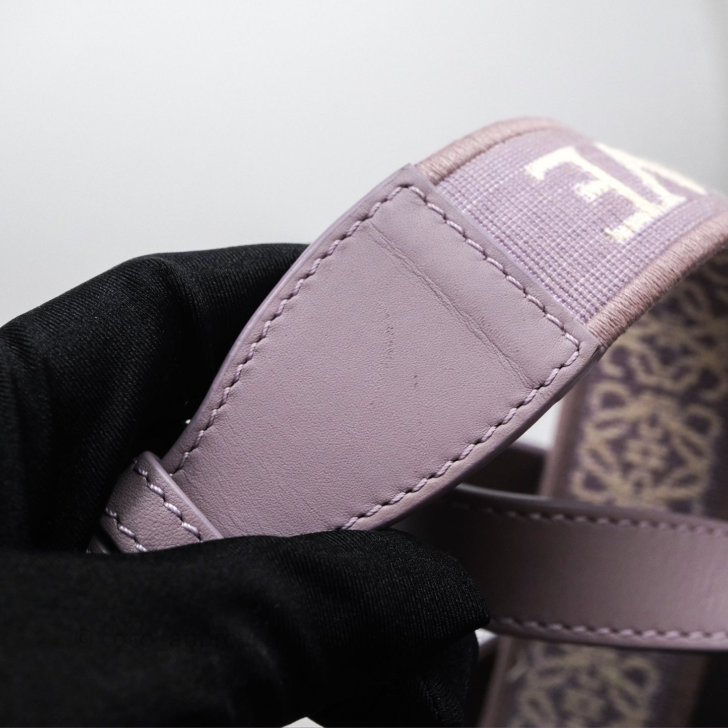 Loewe Small Hammock Shoulder Bag Calfskin Purple