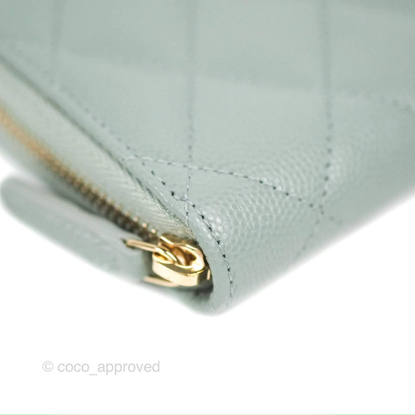 Chanel Classic Quilted Zipped Coin Purse Tiffany Green Caviar Gold Hardware