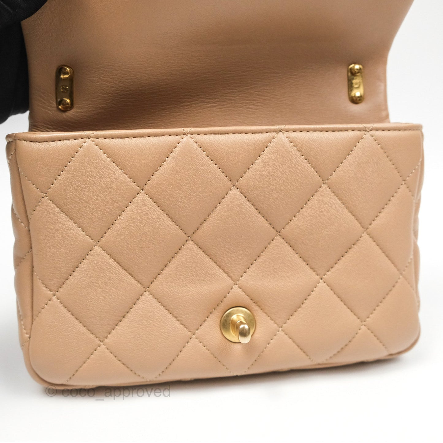 Chanel Small Chunky Chain Flap Bag Lambskin Beige Aged Gold Hardware 22S