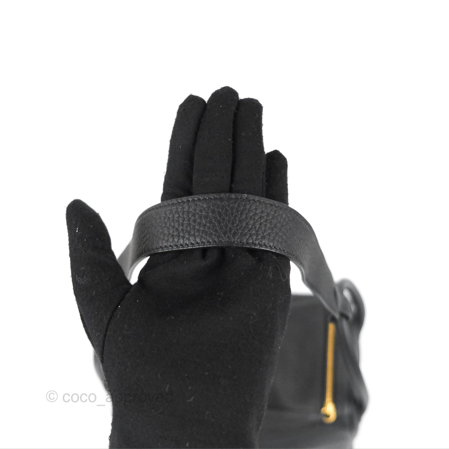 Hermès Lindy 26 Black Clemence Gold Hardware