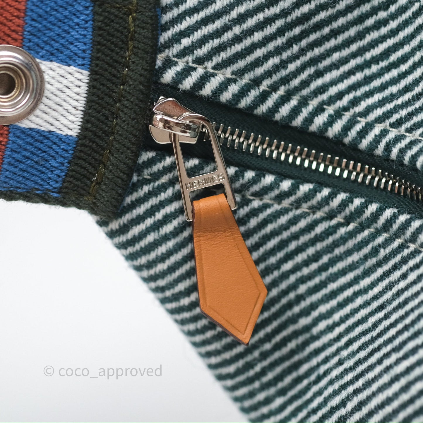 Hermès Small Bride-A-Brac Au Carre Case Wool Green