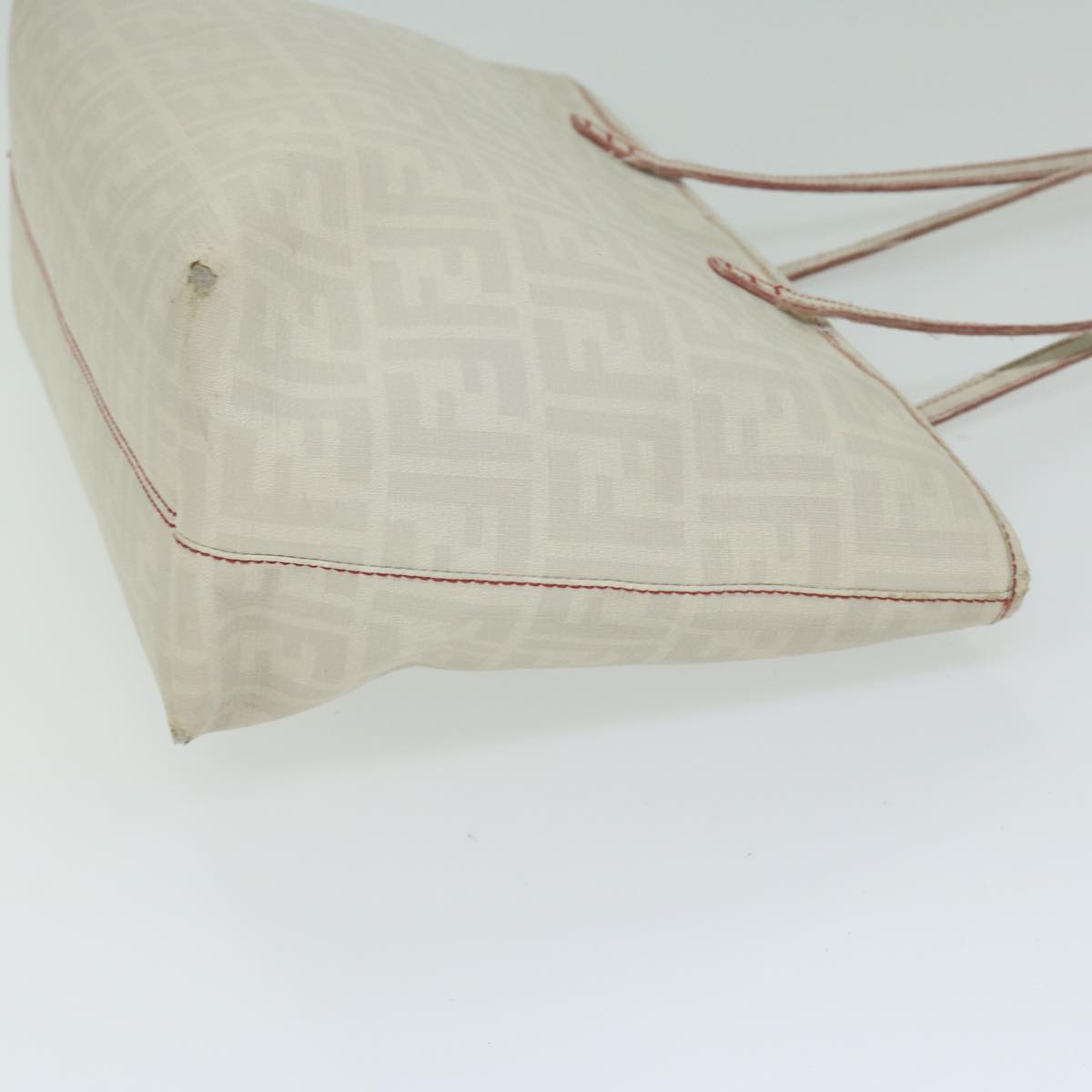 Luxury FendiZucca Canvas Tote Bag White63448