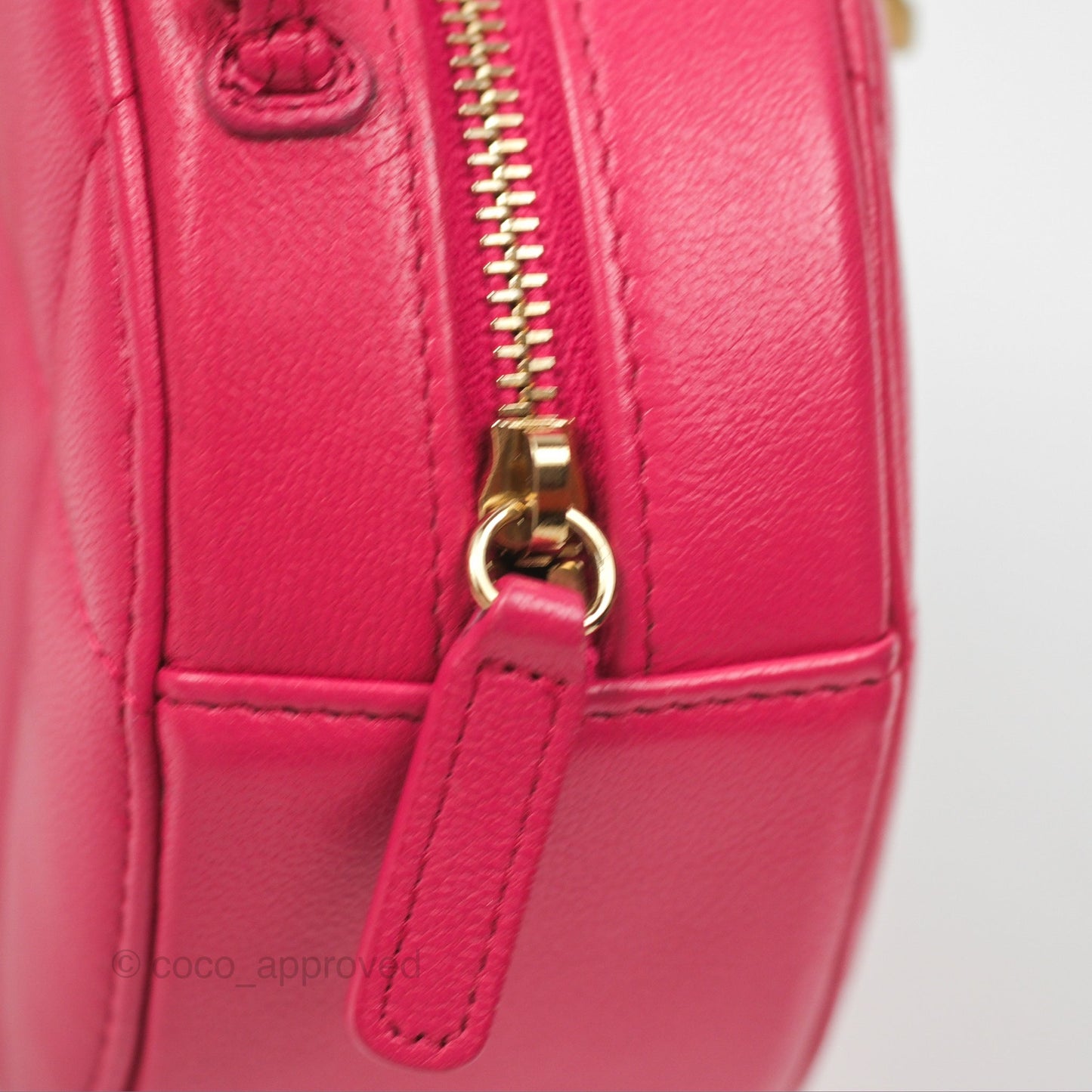 Chanel 19 Round Clutch With Chain Dark Pink Mixed Hardware