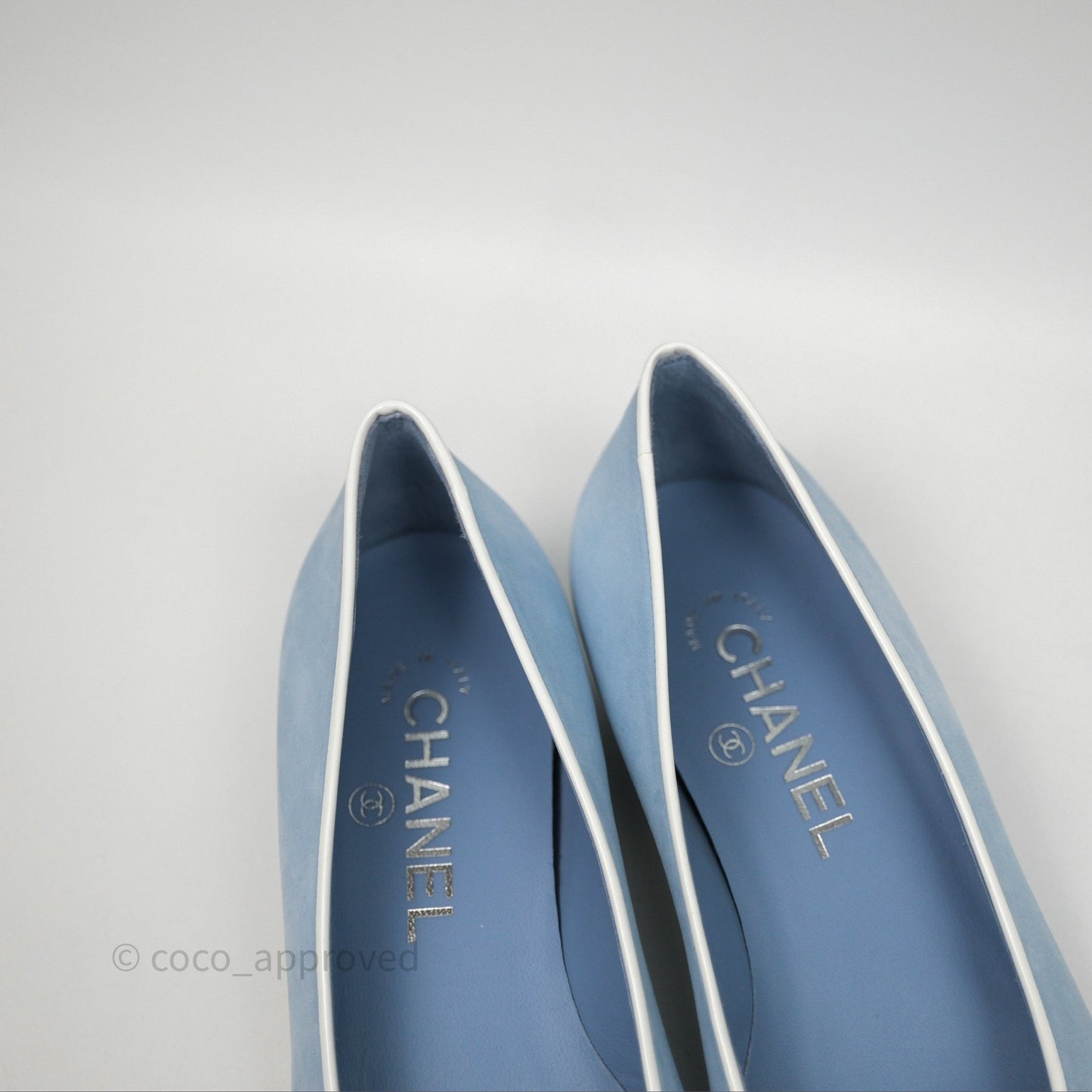 Chanel White Toe Pointed Light Blue Ballerinas With Chain Size 37