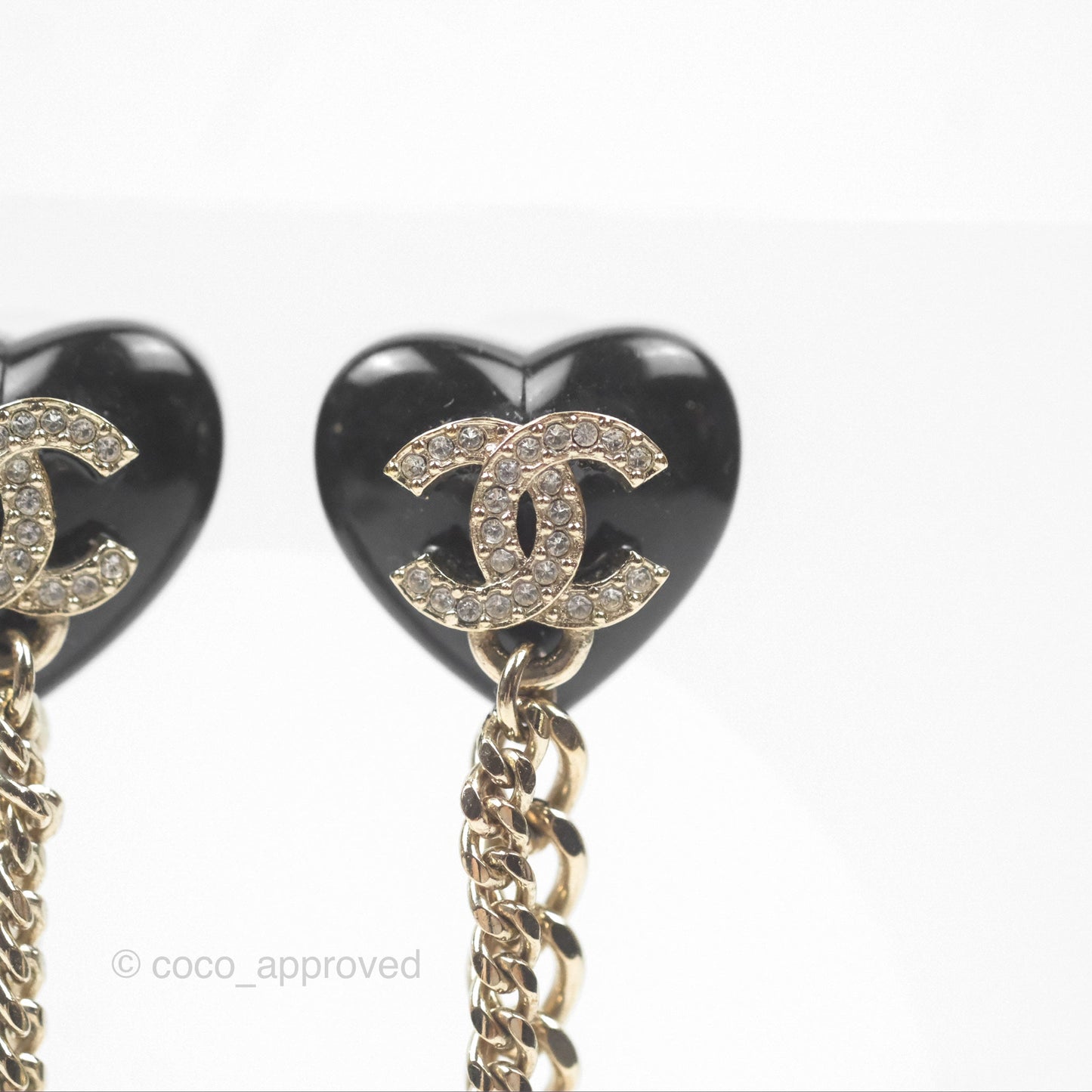 Chanel Crystal CC Black Heart Chain Drop Earrings Gold Tone 22B