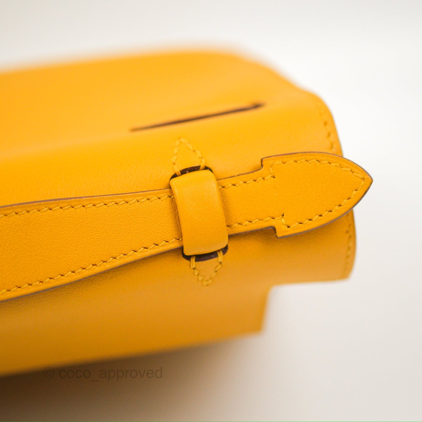 Hermès Kelly Mini Pochette Jaune Ambre Swift Gold Hardware