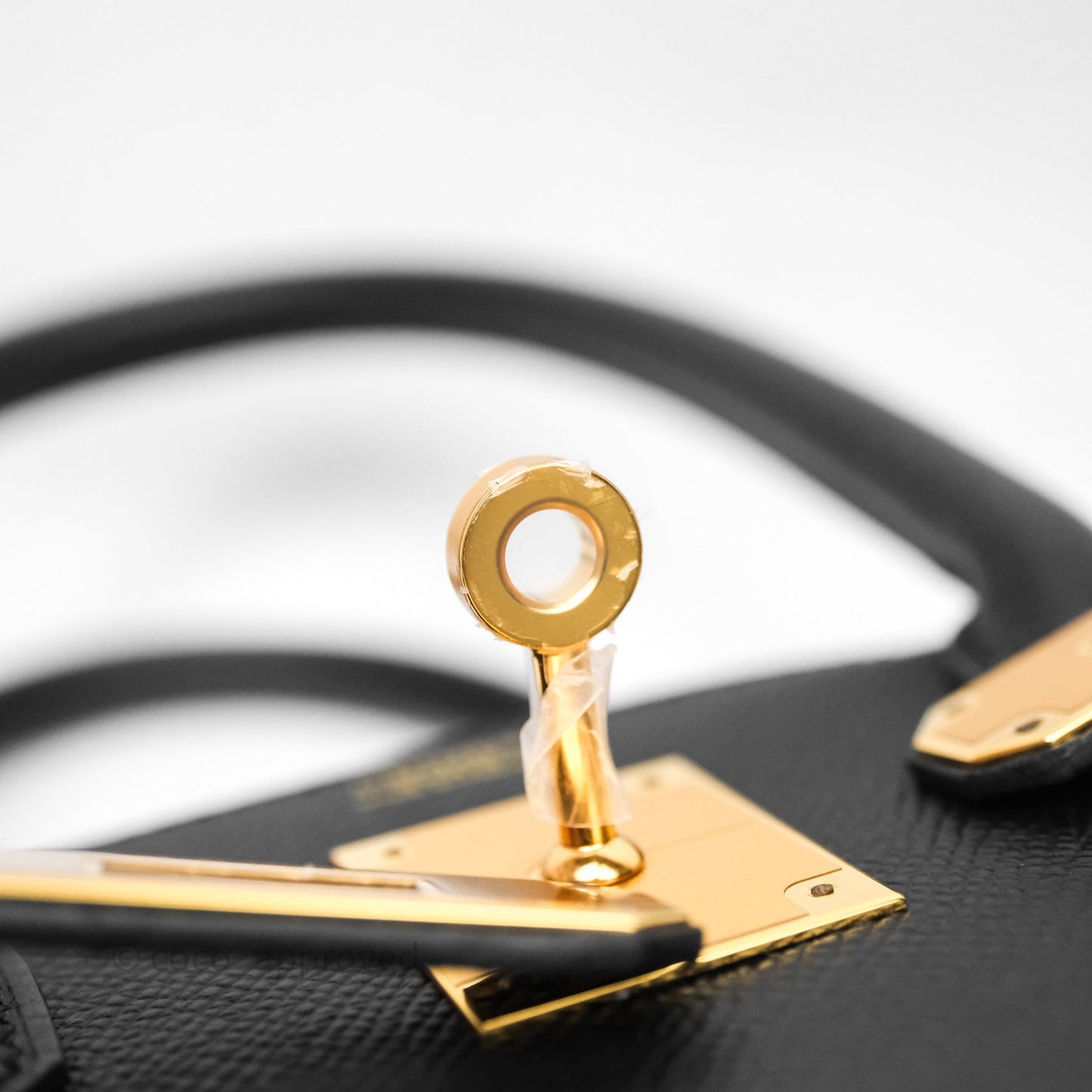 Hermès Birkin 30 Black Noir 89 Epsom Gold Hardware