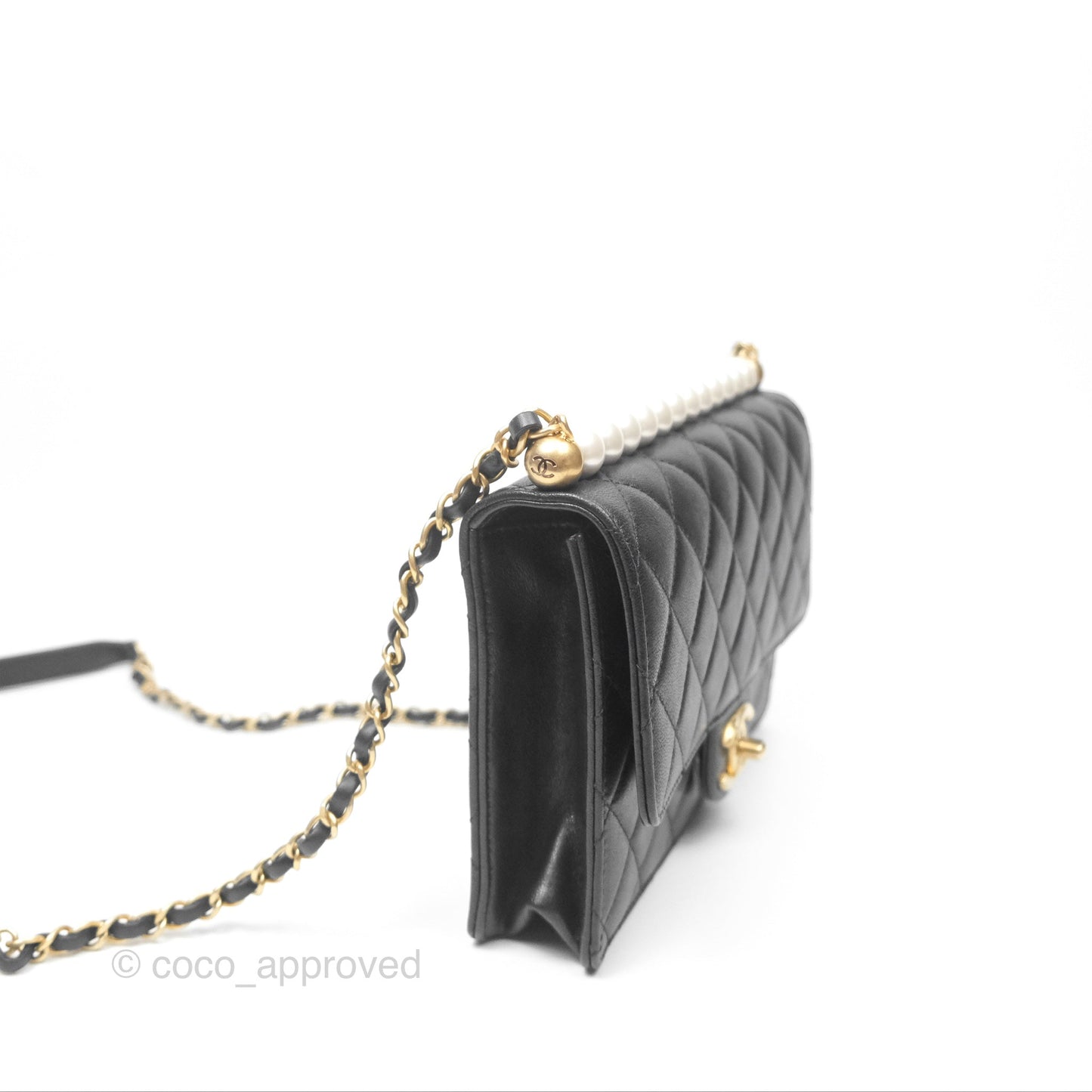 Chanel Small Chic Pearls Flap Quilted Black Goatskin Aged Gold Hardware