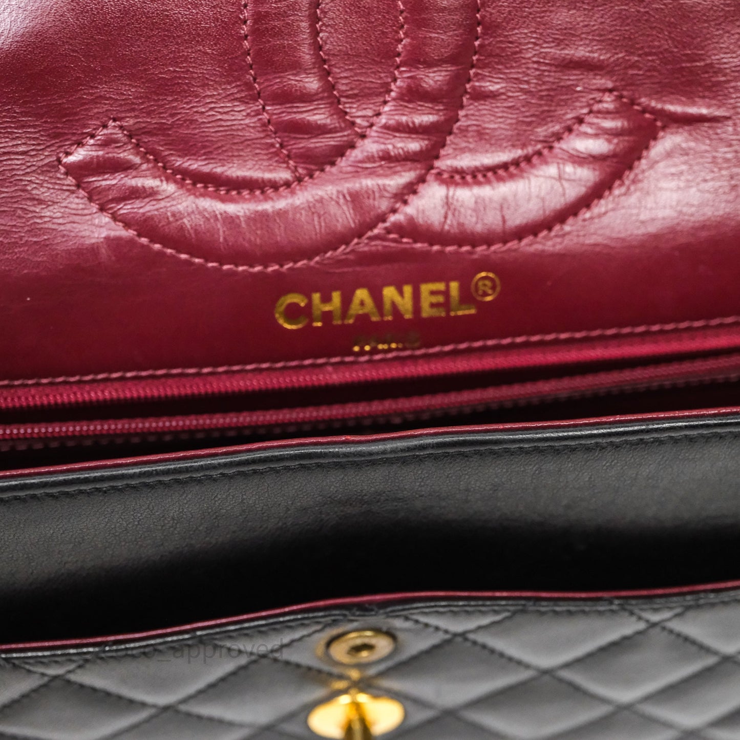Chanel Quilted Vintage Flap Bag Lambskin Black 24K Gold Hardware